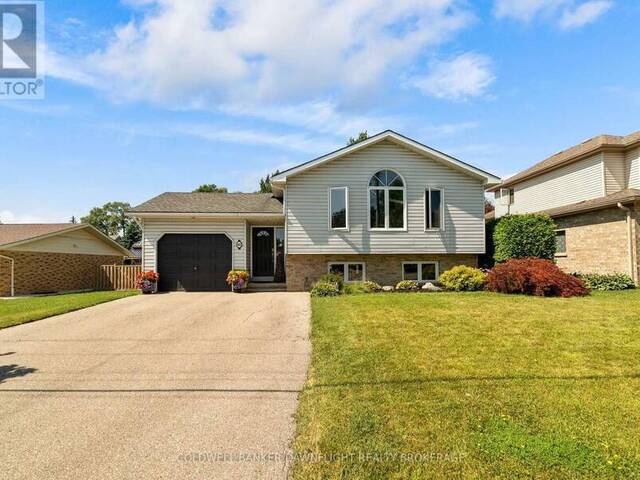 62 GEORGE STREET Exeter Ontario, N0M 1S3 - 4 Bedrooms Home For Sale