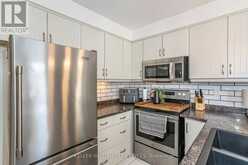212 BEXHILL CLOSE | London Ontario | Slide Image Sixteen
