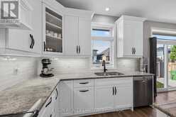 14 MUIRFIELD DRIVE | St. Thomas Ontario | Slide Image Nine