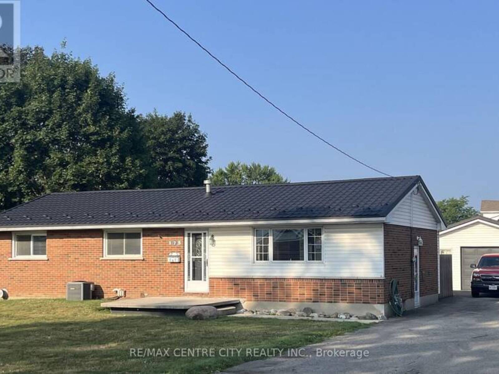 175 BANCROFT ROAD, London, Ontario N5V 1E1