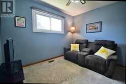 18 PULLEN AVENUE | St. Thomas Ontario | Slide Image Eleven