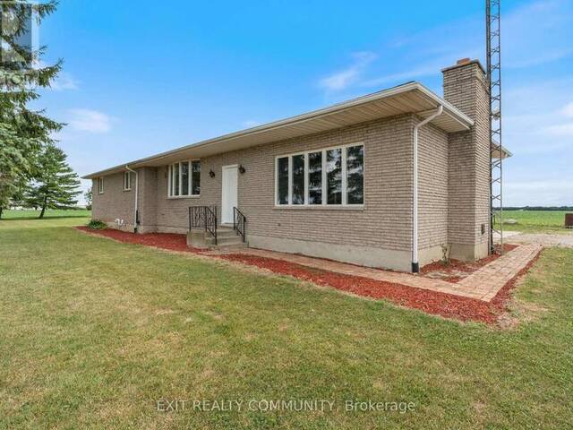 30035 HALE SCHOOL ROAD Chatham-Kent Ontario, N0P 1K0 - 3 Bedrooms Home For Sale
