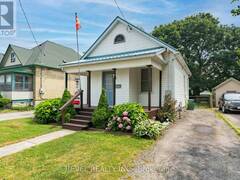 7 MAPLE STREET St. Thomas Ontario, N5R 1Y8