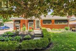 468 JELLICOE CRESCENT | London Ontario | Slide Image Two