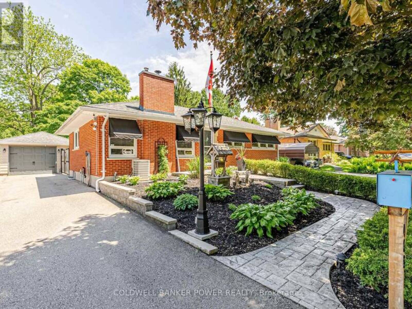 468 JELLICOE CRESCENT, London, Ontario N6K 2M5
