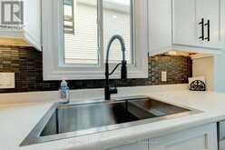 79 NEWBRIDGE CRESCENT | Brampton Ontario | Slide Image Thirteen