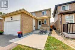 79 NEWBRIDGE CRESCENT | Brampton Ontario | Slide Image Three
