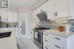 2023 JUBILEE DRIVE | London Ontario | Slide Image Fifteen