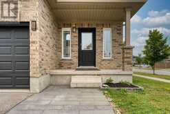 2023 JUBILEE DRIVE | London Ontario | Slide Image Two