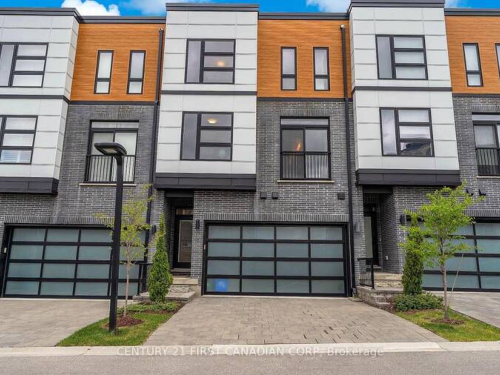 16 - 231 CALLAWAY ROAD, London, Ontario N6G 0M3