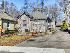 17 MCDONALD AVENUE London Ontario, N6G 1A9
