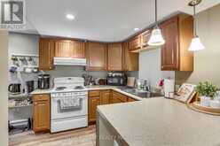 17 MCDONALD AVENUE | London Ontario | Slide Image Fourteen