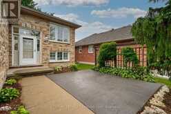 189 GIBSON CRESCENT | Lucan Biddulph Ontario | Slide Image Three