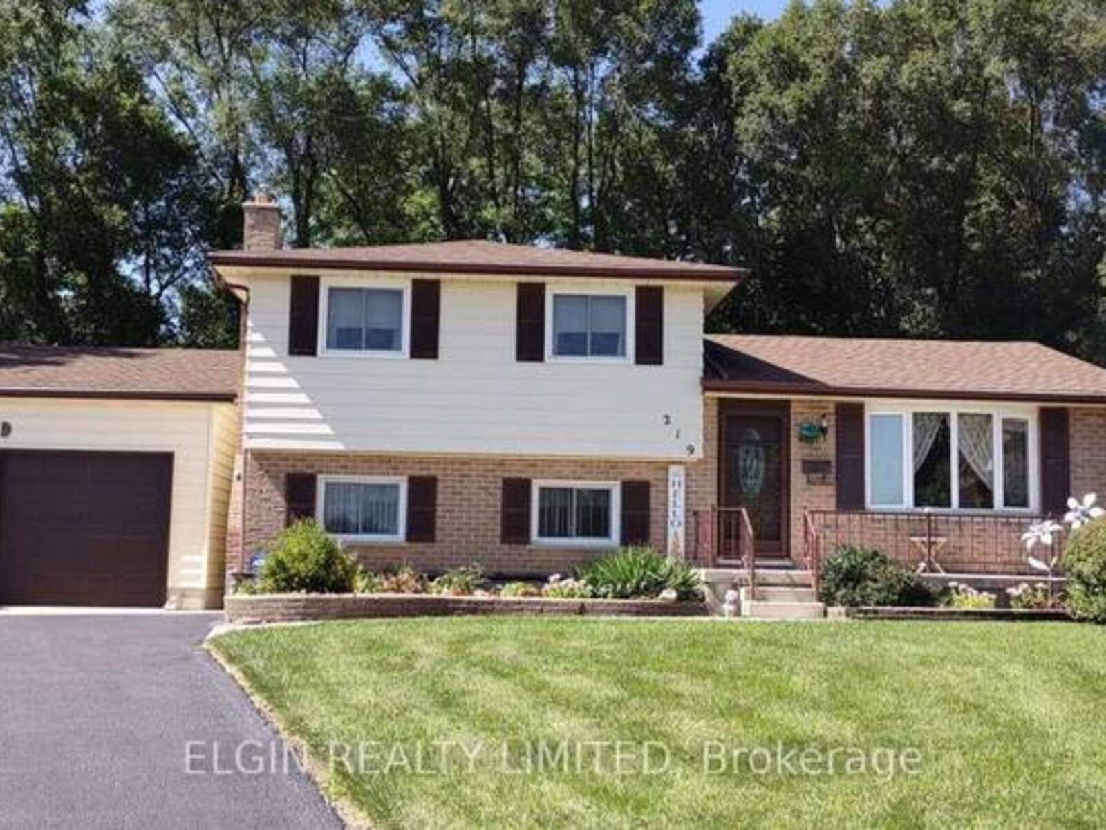 219 BRENTWOOD CRESCENT, Central Elgin, Ontario N0L 1B0