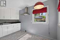 90 DUNKIRK DRIVE | St. Thomas Ontario | Slide Image Five