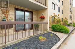102 - 31 VICTORIA STREET S | Strathroy-Caradoc Ontario | Slide Image Three