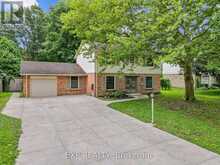 42 QUEEN MARY CRESCENT | London Ontario | Slide Image Two