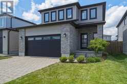 1316 TWILITE BOULEVARD | London Ontario | Slide Image Two