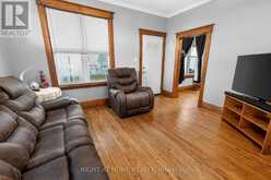 72 MAPLE STREET | St. Thomas Ontario | Slide Image Three