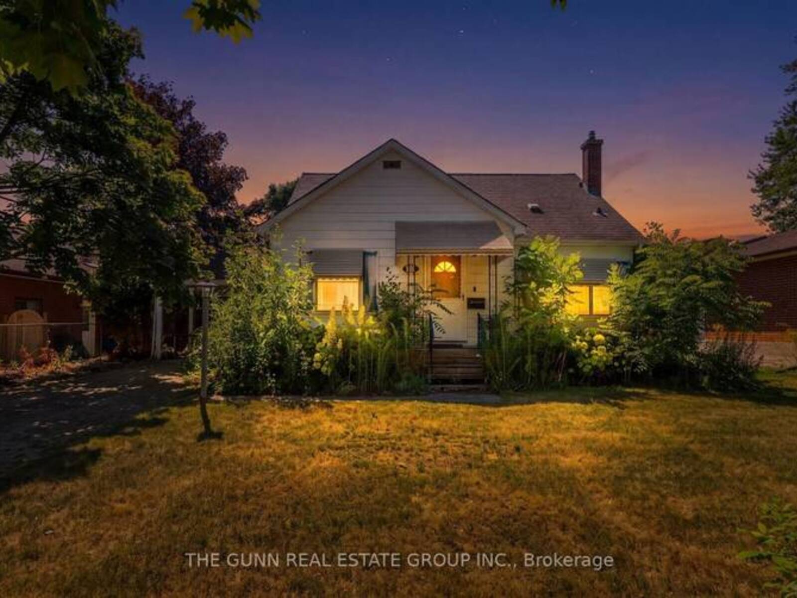 931 WILLOW DRIVE, London, Ontario N6E 1P2