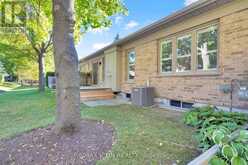 17 - 1151 RIVERSIDE DRIVE | London Ontario | Slide Image Thirty-four
