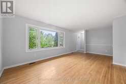 9 BUCHAN ROAD | London Ontario | Slide Image Eight