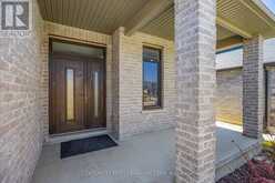 753 SUPERIOR DRIVE | London Ontario | Slide Image Four