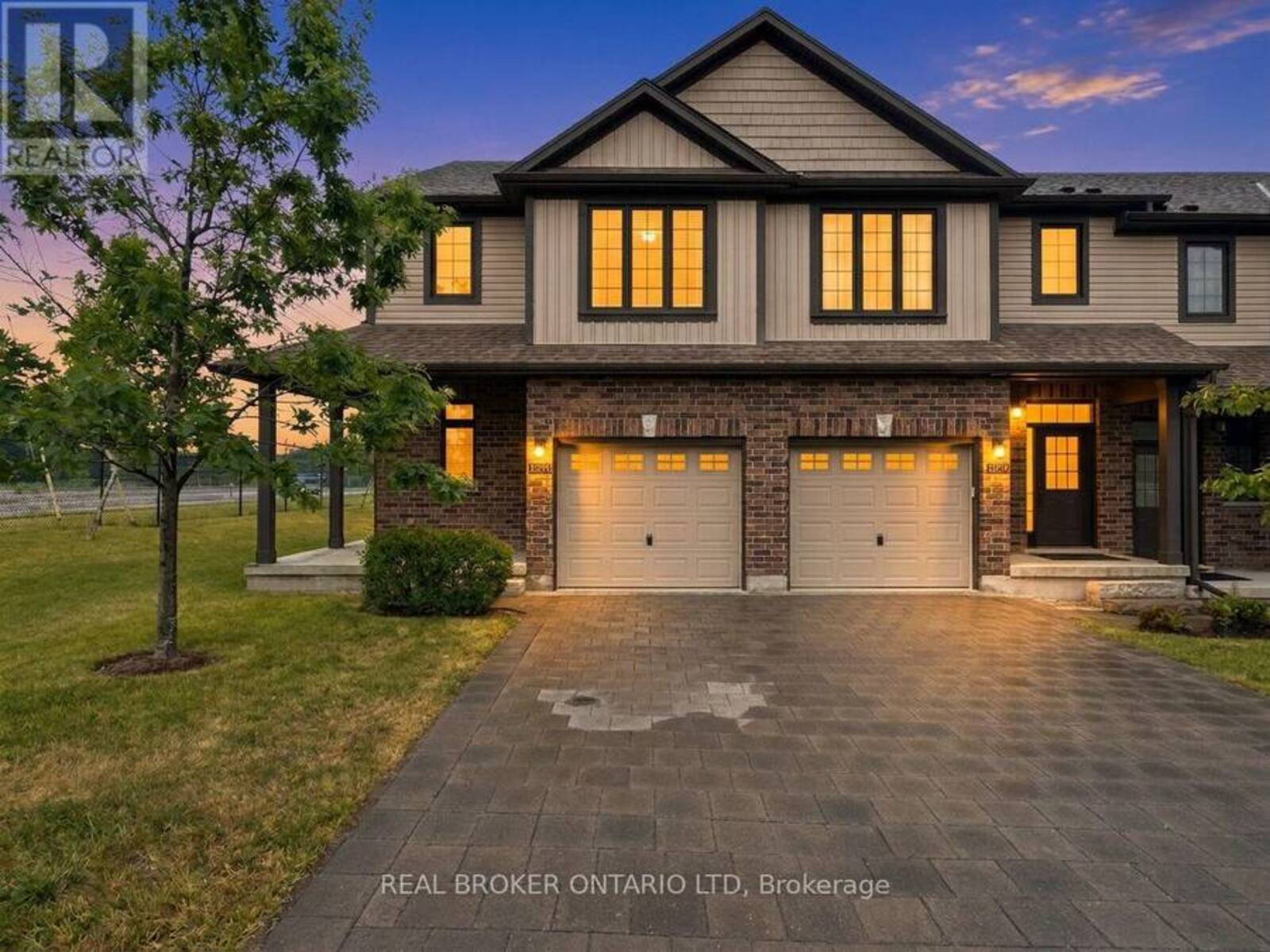 1054 OAKCROSSING GATE, London, Ontario N6H 0E9