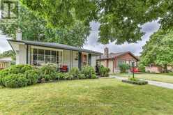 15 TALAVERA CRESCENT | London Ontario | Slide Image Four