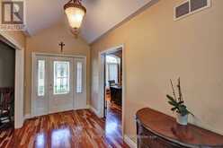 581 PLANE TREE DRIVE | London Ontario | Slide Image Five