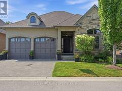 3 - 2290 TORREY PINES WAY London Ontario, N6G 0N9