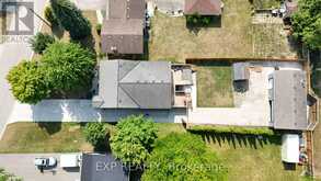 17 GREENFIELD COURT | London Ontario | Slide Image Thirty-eight