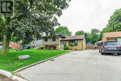 380 MAGNOLIA CRESCENT | London Ontario | Slide Image Three