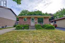 132 ARDSLEY CRESCENT | London Ontario | Slide Image Three