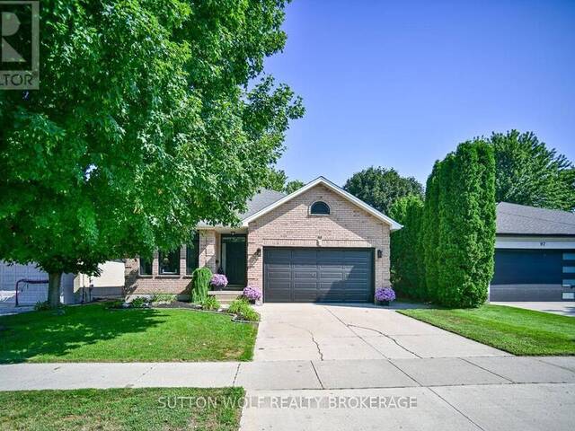 95 MIDDLESEX DRIVE Strathroy-Caradoc Ontario, N7G 4G5 - 3 Bedrooms Home For Sale