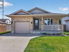48 COTTONWOOD DRIVE St. Thomas Ontario, N5P 4M7