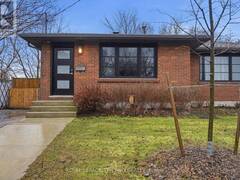125 CONNAUGHT AVENUE London Ontario, N5Y 3A5