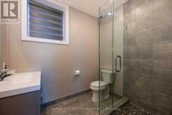 2580 DUNDAS STREET | London Ontario | Slide Image Twenty-nine