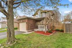46 BELLROCK CRESCENT | London Ontario | Slide Image Two