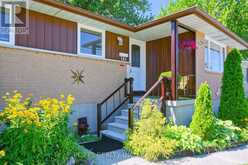 1229 EXMOUTH STREET | Sarnia Ontario | Slide Image Four