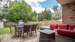 27 PATIENCE CRESCENT | London Ontario | Slide Image Six