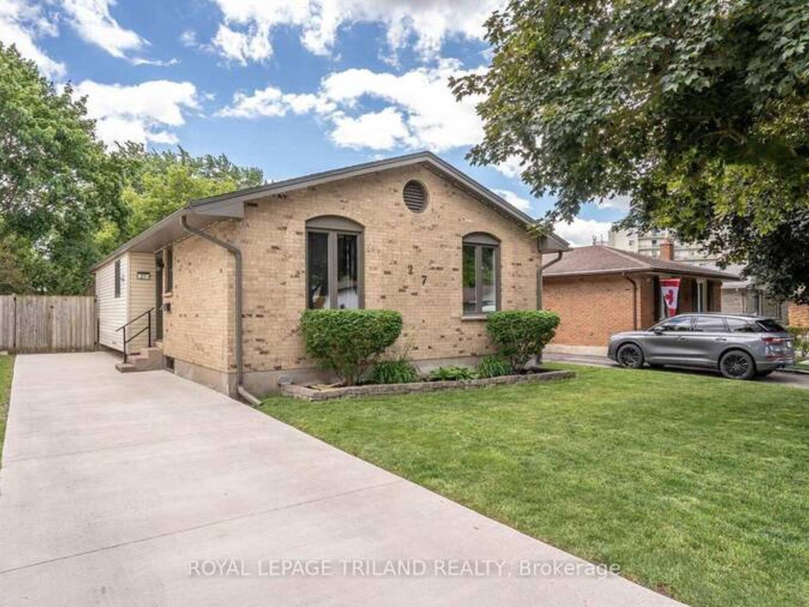 27 PATIENCE CRESCENT, London, Ontario N6E 2K7