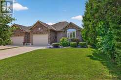 290 MOGG STREET | Strathroy-Caradoc Ontario | Slide Image Three