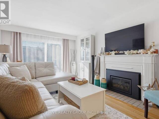 12 GUILDWOOD WALK London Ontario, N6H 3X2 - 2 Bedrooms Condo For Sale