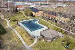 12 GUILDWOOD WALK | London Ontario | Slide Image Thirty-one