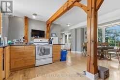 340 RIVERSIDE DRIVE | London Ontario | Slide Image Thirteen