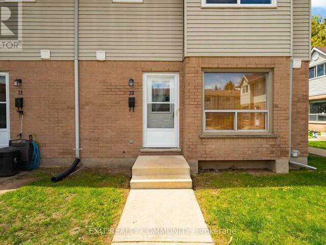 32 - 595 THIRD STREET London Ontario, N5V 4A1 - 3 Bedrooms Condo For Sale