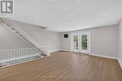112 MONMORE ROAD | London Ontario | Slide Image Thirteen