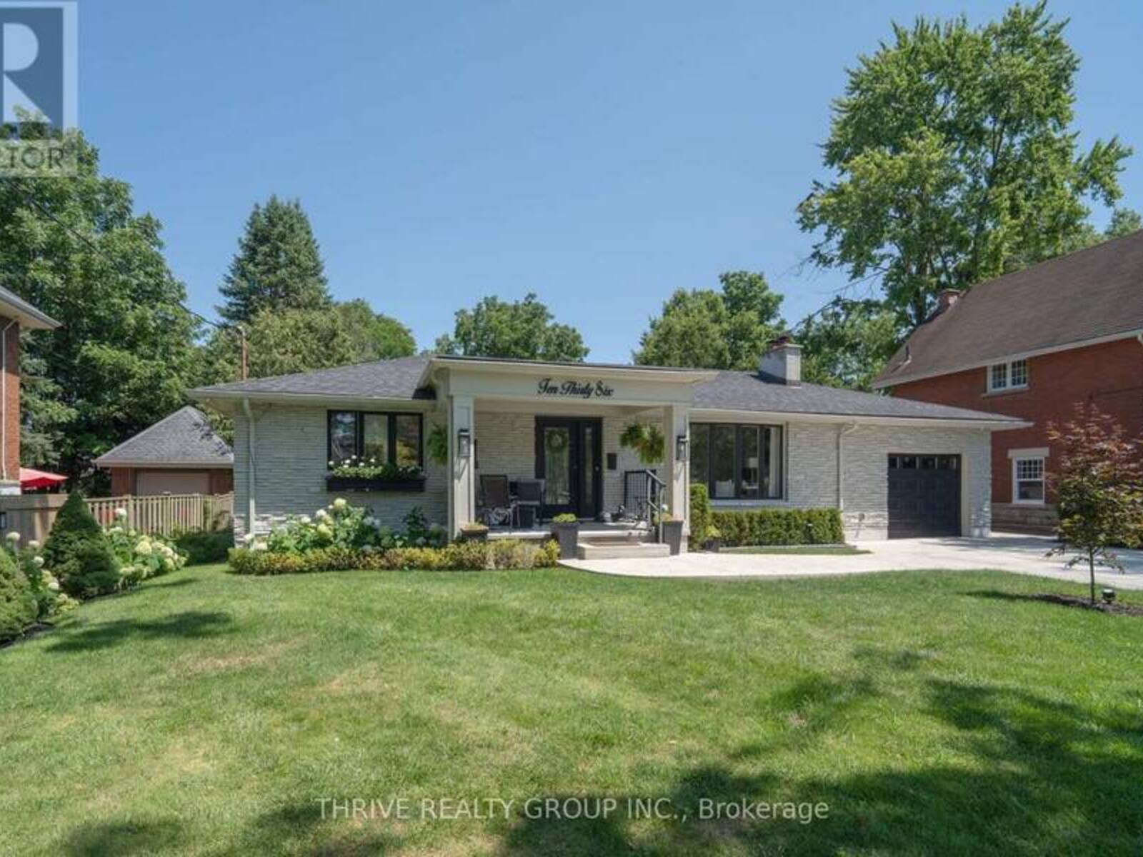 1036 WILLIAM STREET, London, Ontario N5Y 2S9