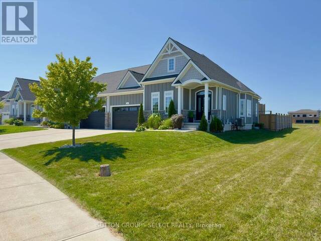 4 BROOKLAWN DRIVE Grand Bend Ontario, N0M 1T0 - 2 Bedrooms Home For Sale